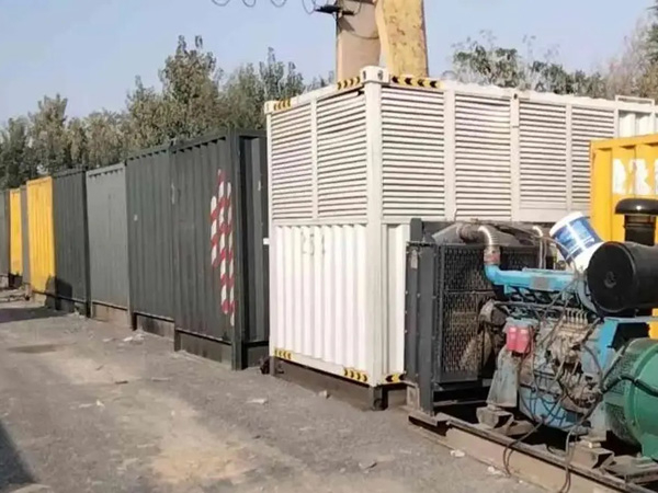 花垣200KW柴油发电机机组每小时油耗是多少?
